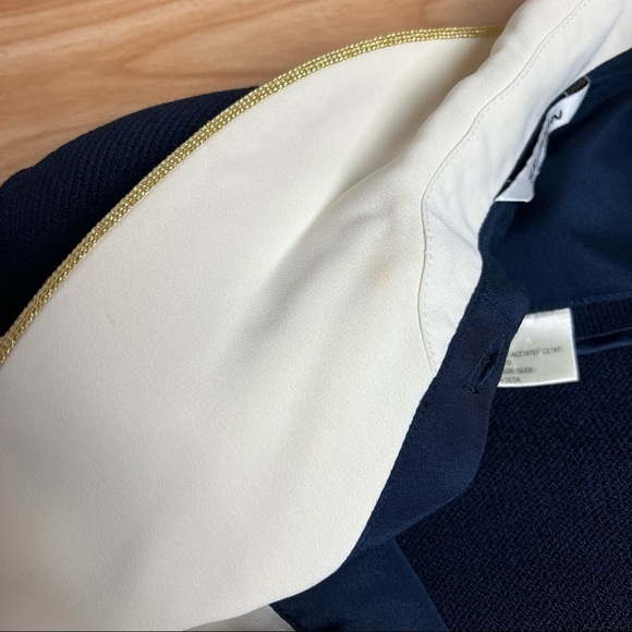 ST JOHN Vintage Signature Knit Navy Jacket with removable white collar size 2 - Picture 4 of 9
